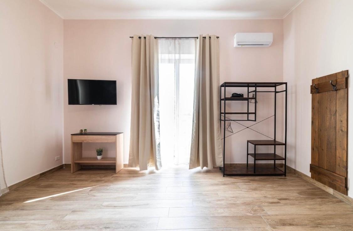 Relais Borbonico Apartment Napoli Ngoại thất bức ảnh